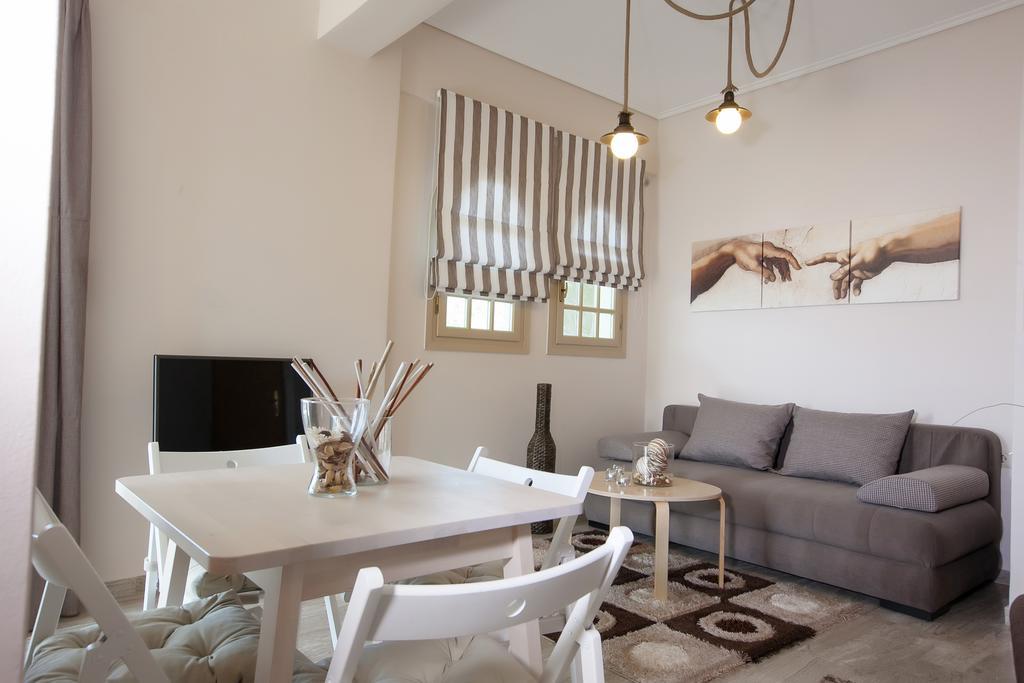Petra Thea Apartment Καλαμάτα Εξωτερικό φωτογραφία