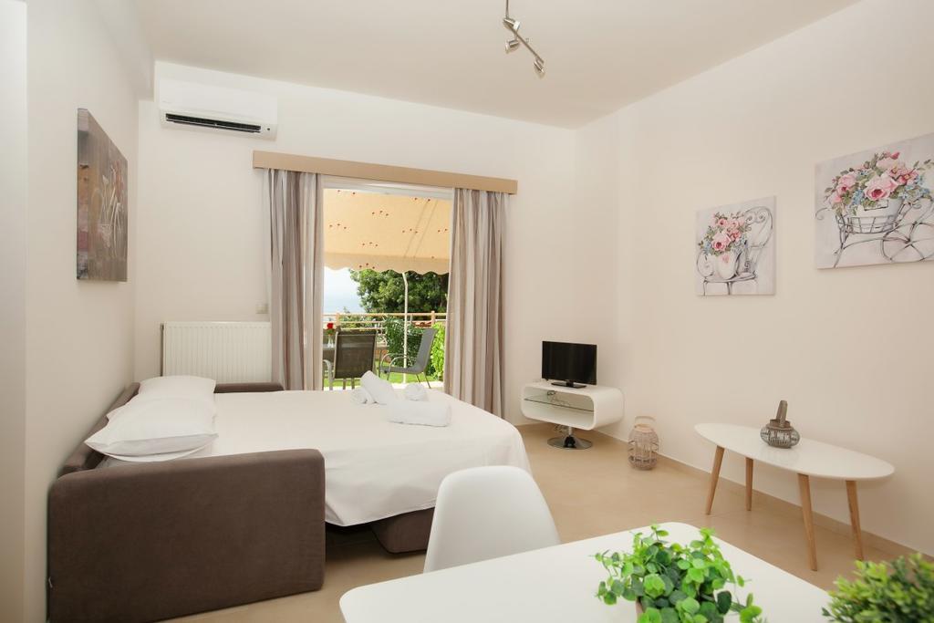 Petra Thea Apartment Καλαμάτα Εξωτερικό φωτογραφία