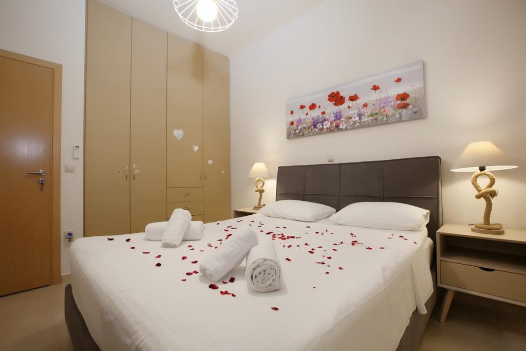 Petra Thea Apartment Καλαμάτα Εξωτερικό φωτογραφία