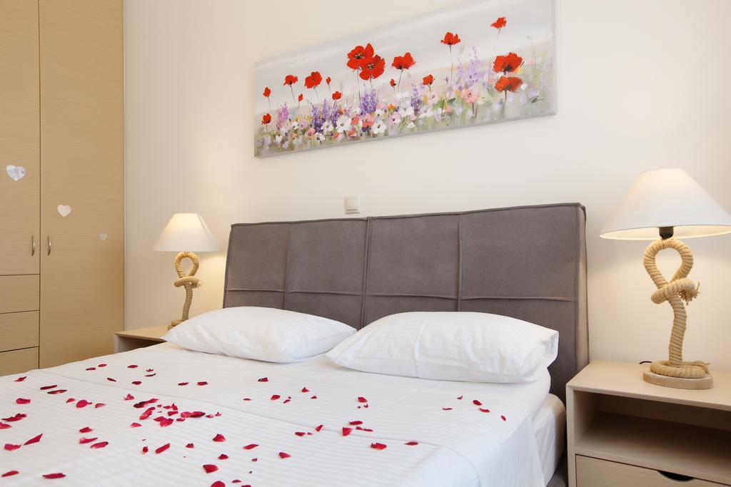 Petra Thea Apartment Καλαμάτα Εξωτερικό φωτογραφία