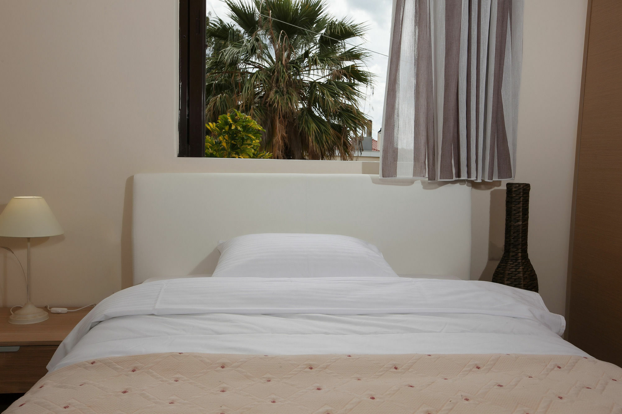 Petra Thea Apartment Καλαμάτα Εξωτερικό φωτογραφία
