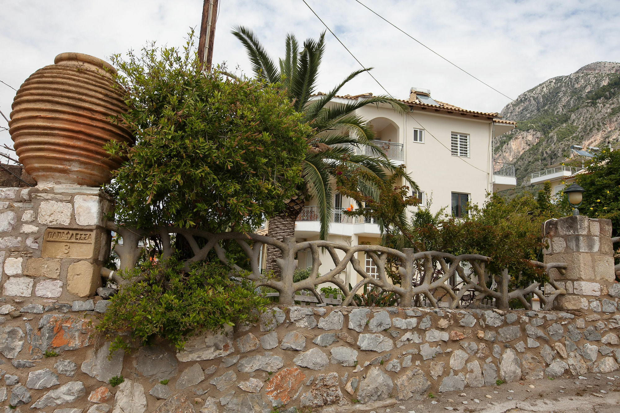 Petra Thea Apartment Καλαμάτα Εξωτερικό φωτογραφία